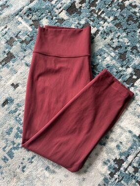 EUC lululemon Wunder Under High Rise Crop 23” Full-On Luxtreme - 024